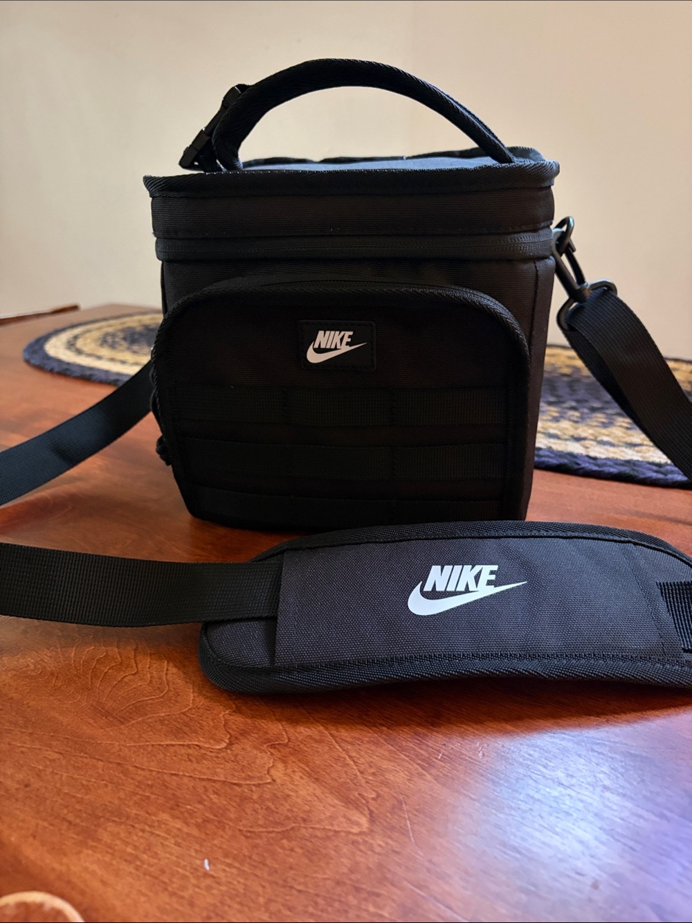 Nike Black Lunch Tote / Small Gear Bag with Adjustable Strap